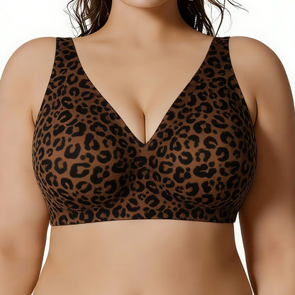 Supportive seamless breathable invisible bra