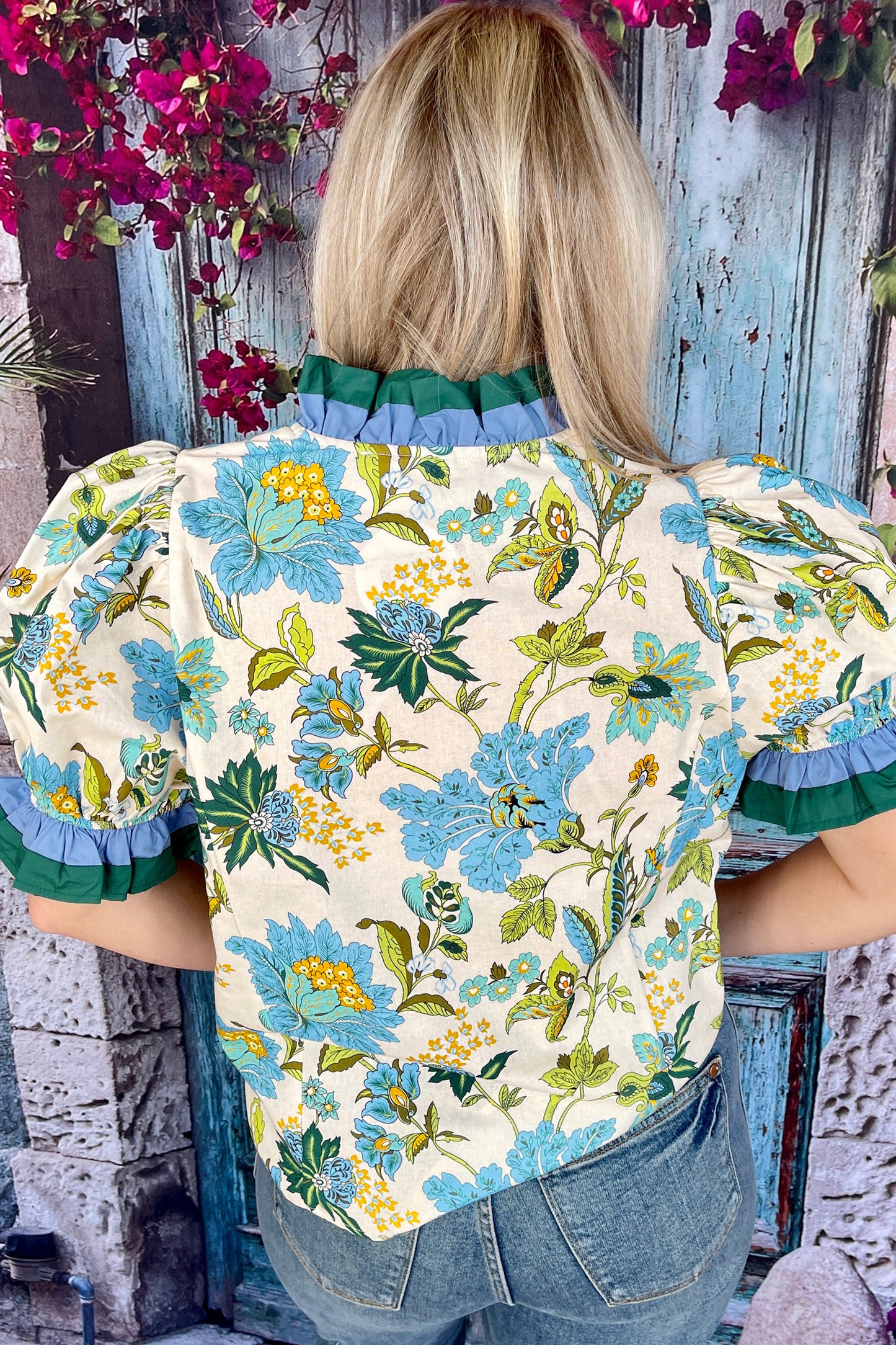 Blouse met ruches V-hals korte mouwen en bloemenprint plus size