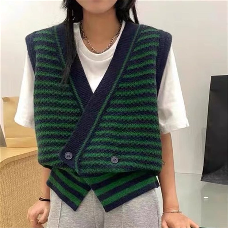 REALEFT Oversize Stripe Women's Vest Sweaters V-Neck New Autumn Winter Vintage Loose Chic Cardigan Vest Sweater Tops Female