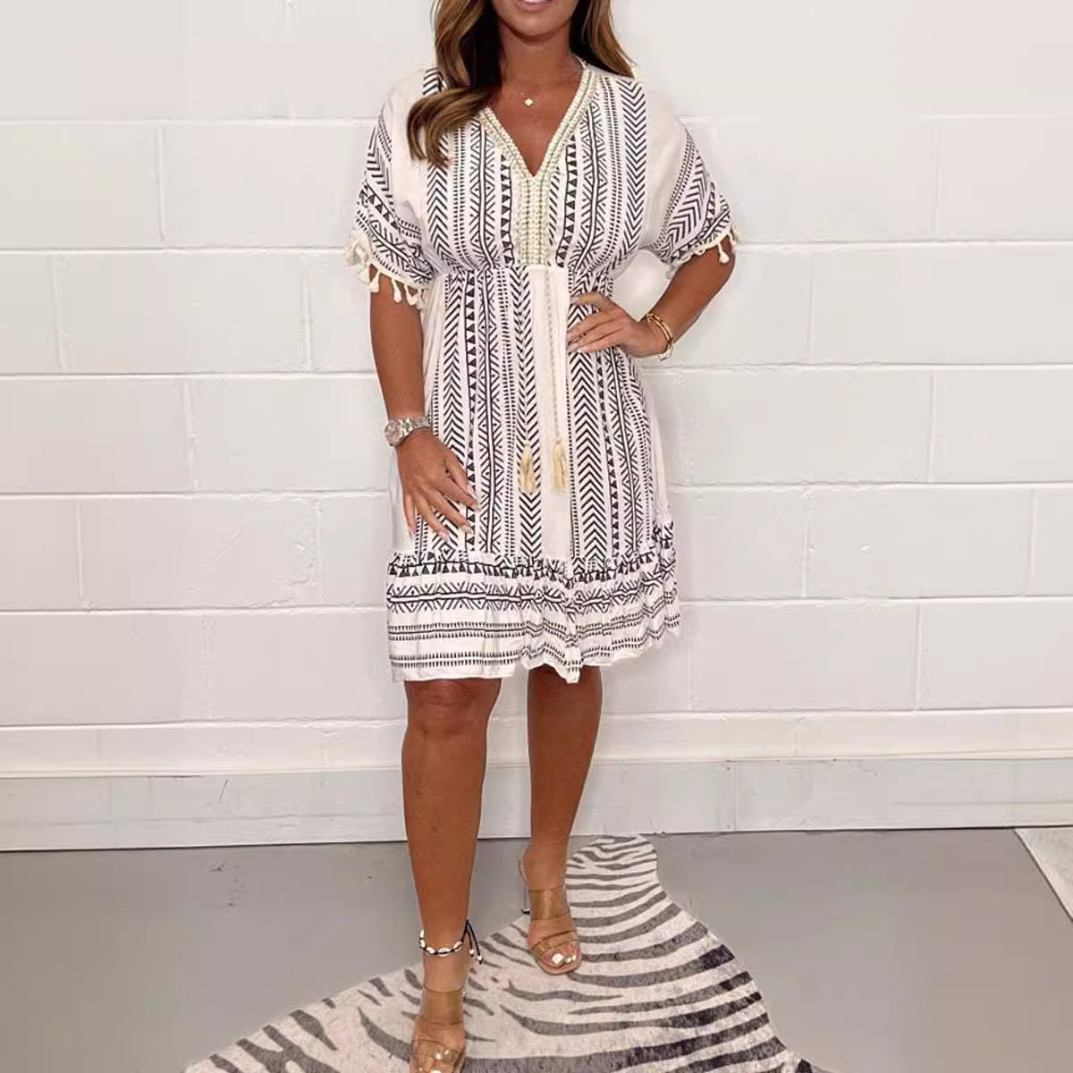 Fashion Style Printed Lace Trim V-Neck Short Sleeve Dress