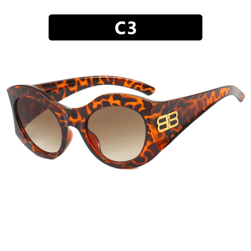 Grote montuur letter B high-end modeshow zonnebril unisex