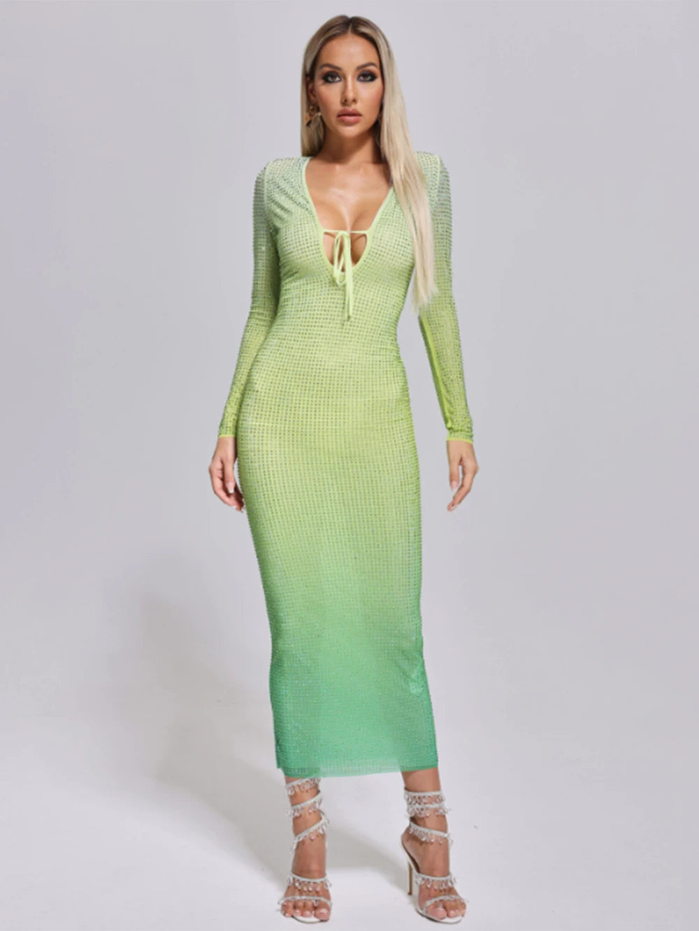 Sexy maxi-jurk met V-hals  diamantjes waterprint kleurovergang en lange mouwen