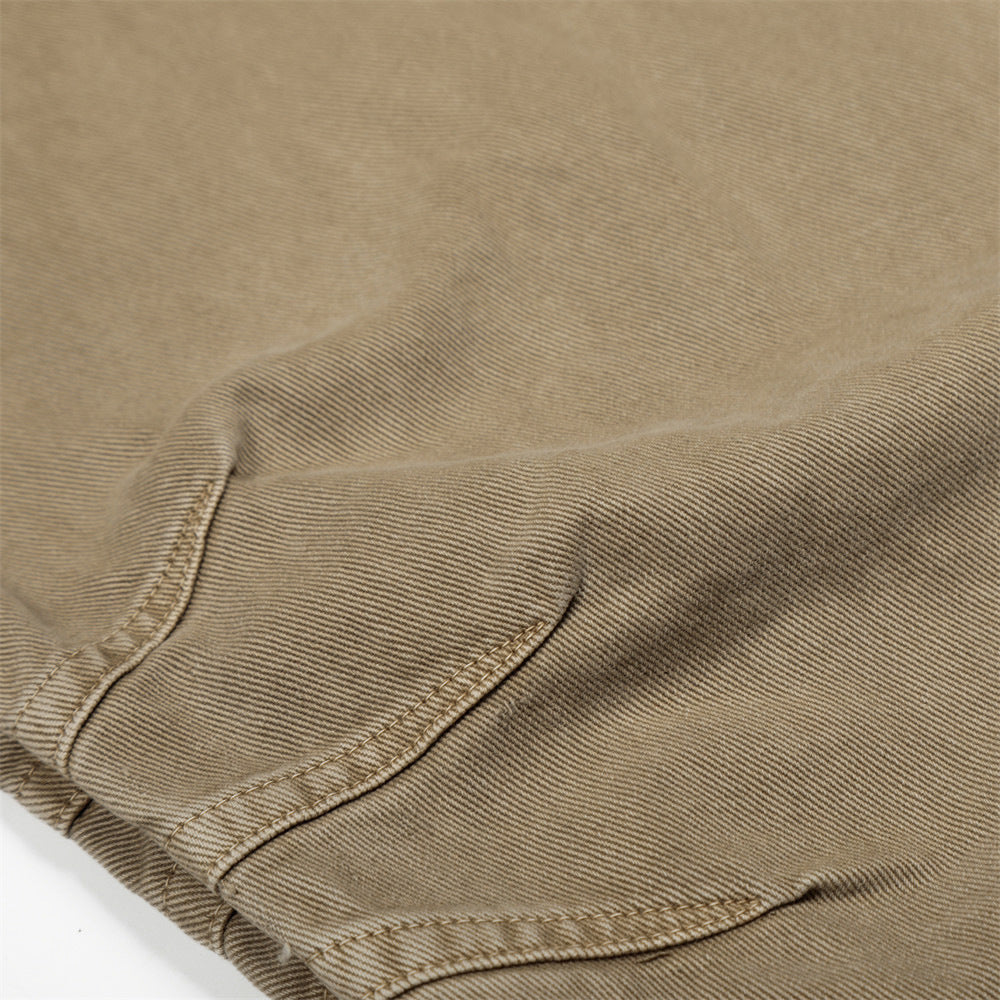 Losse broek met wijde pijpen