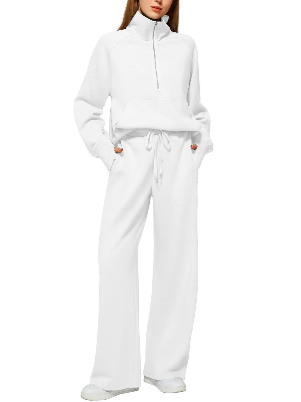 Women's Casual Two-Piece Tracksuit with Chain Detail