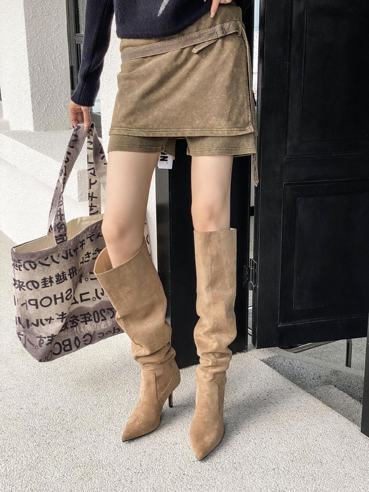 Womens Pointed Toe Knee High Suede Boots