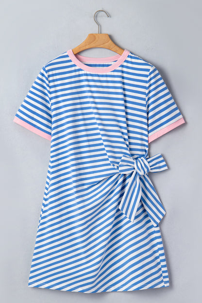 Gestreepte mini-jurk met strik contrasterende bies korte mouwen en ronde hals