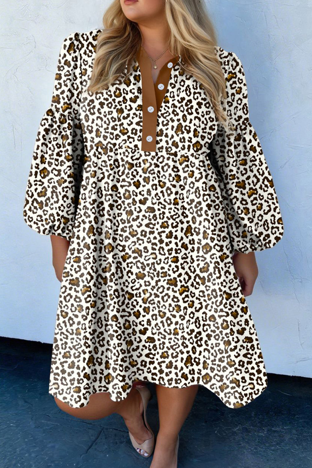 Plus size mini-jurk met knoopsluiting V-hals luipaard of bloemenprint losse pasvorm