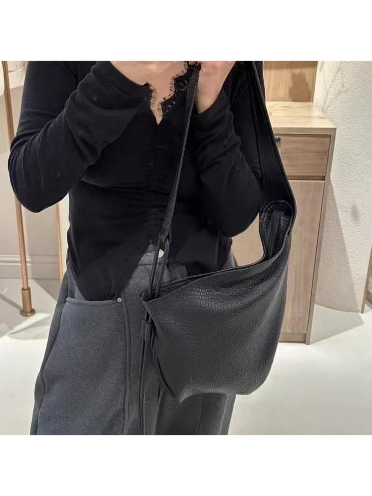 First-Layer Bubble Leather High-End Croissant Bag