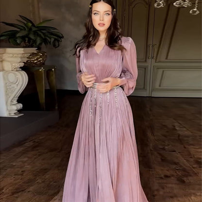 Europese Modieus V-hals geplooide tule avondjurk met lange mouwen en grote zoom