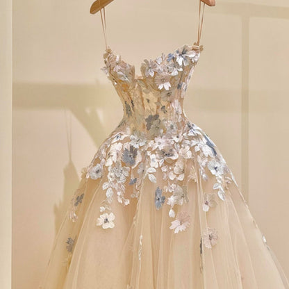 V-hals bloemen gestikte feest-avondjurk