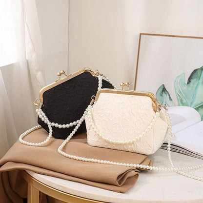 Mini shell-shaped jewelry charm handbag made
