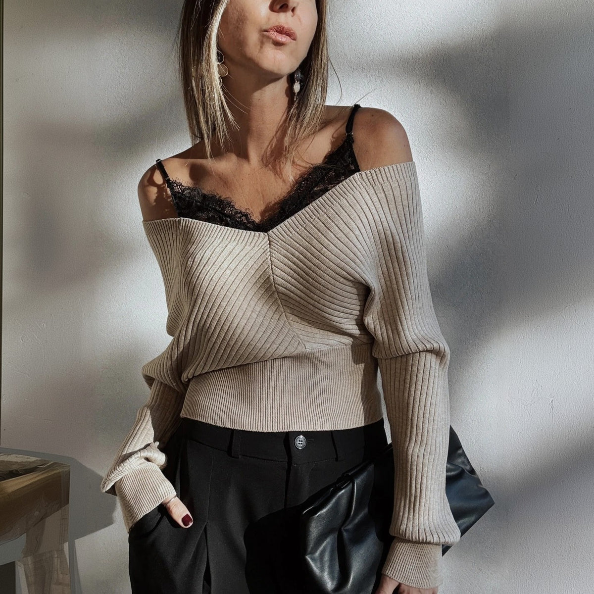 Women's Off-Shoulder Slim Fit Long Sleeve Crop Top Viscose Pullover