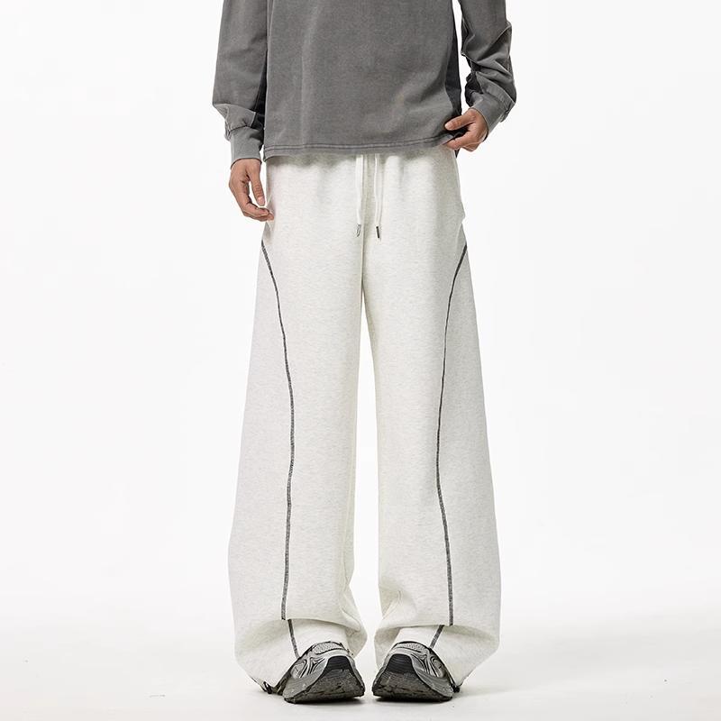 Spring/Summer Oversized, Flowy Scimitar-Style Sweatpants with Streetwear-Inspired Relaxed Fit and Wide-Leg Design