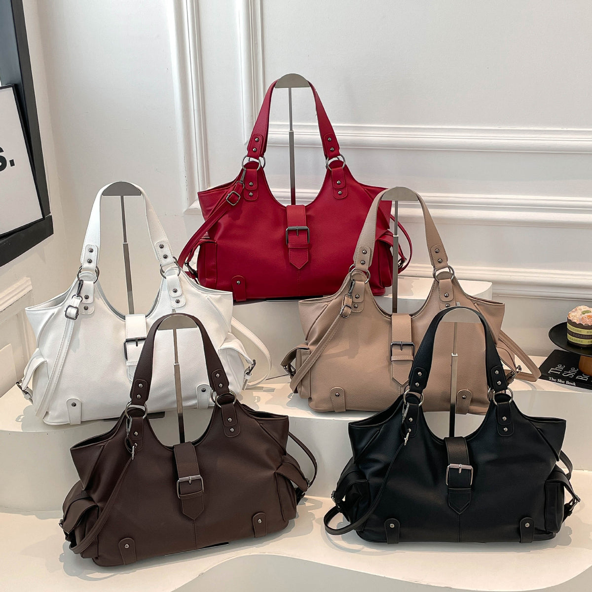 Large Capacity Retro Tote Bag with Rivets Lock Buckle