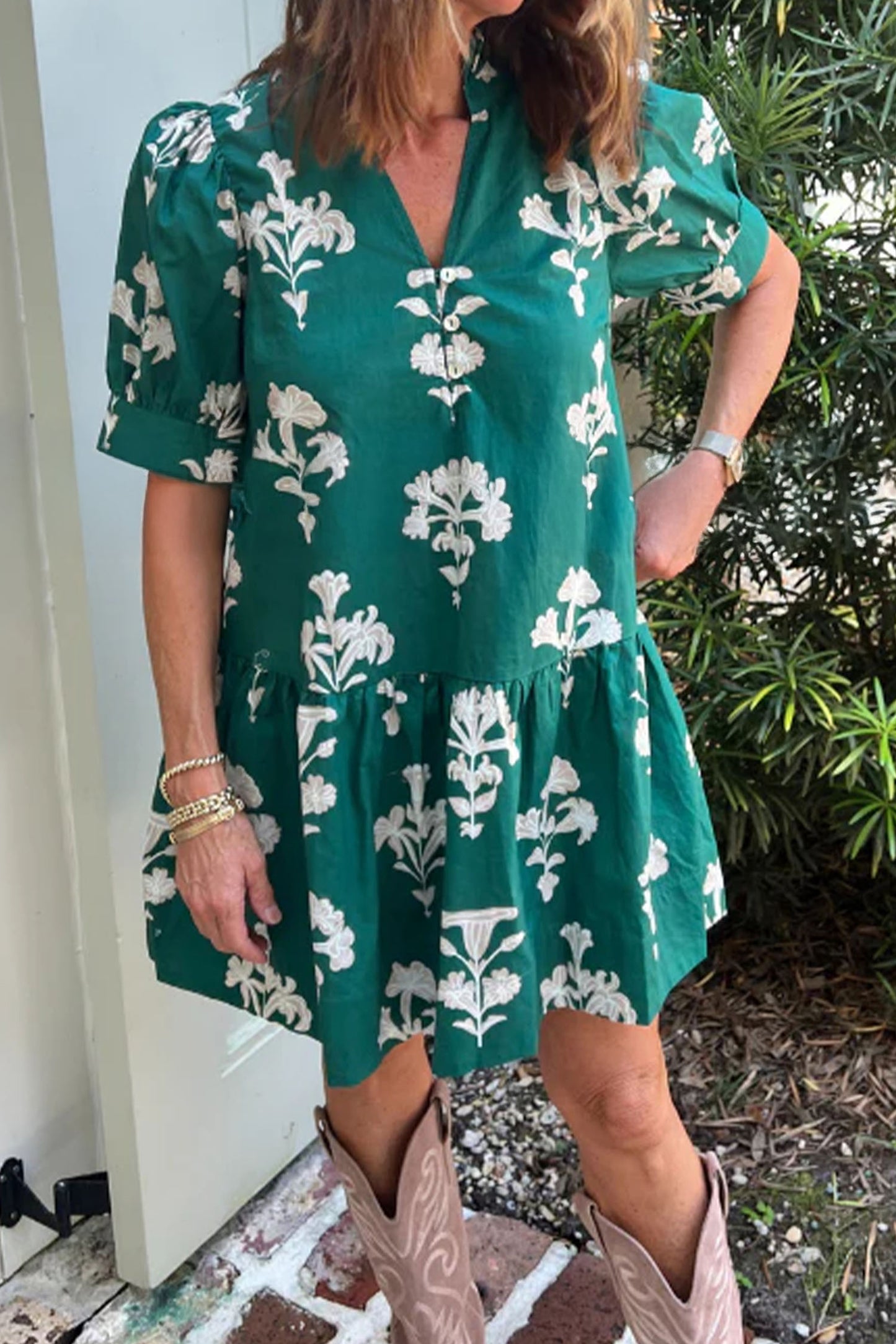 Mini-jurk met ruches V-hals pofmouwen en bloemenprint