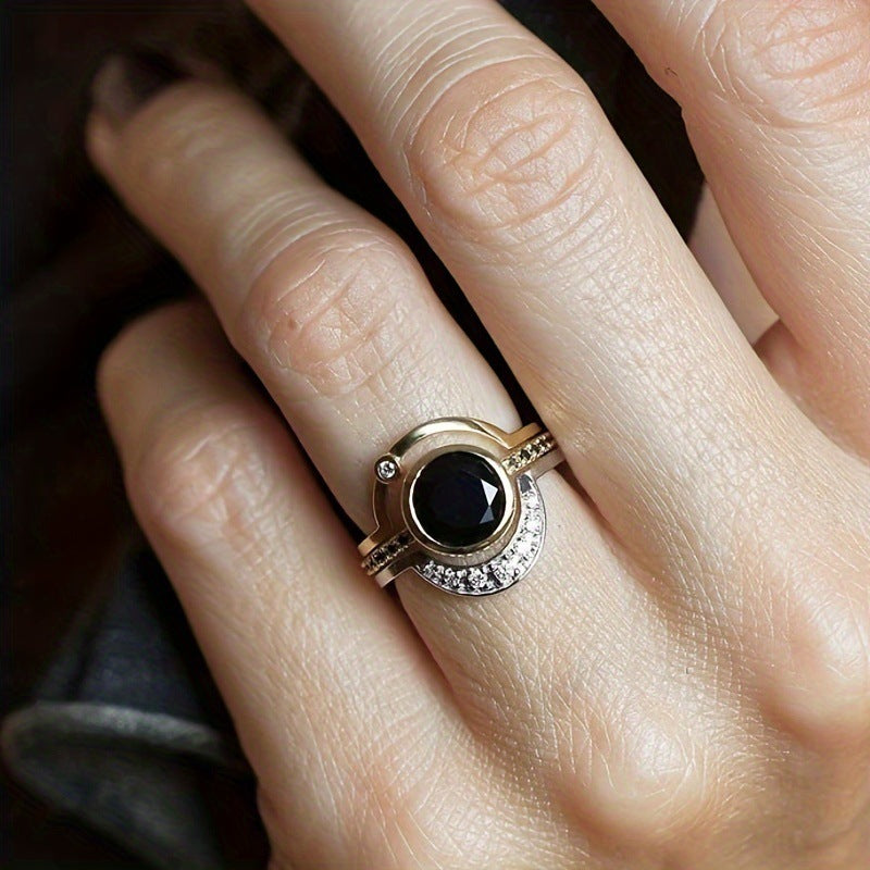Retro French Women's Geometric Zircon Ring