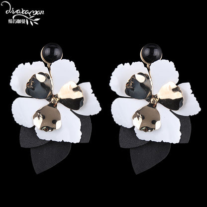 Boho etnische grote bloemvormige hangende oorbellen voor dames