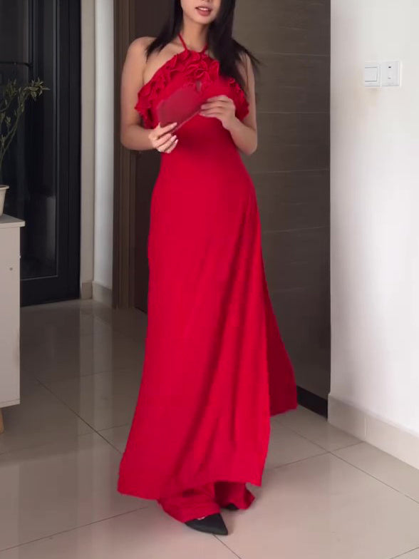 Driedelig rood geplooid halternek broekpak