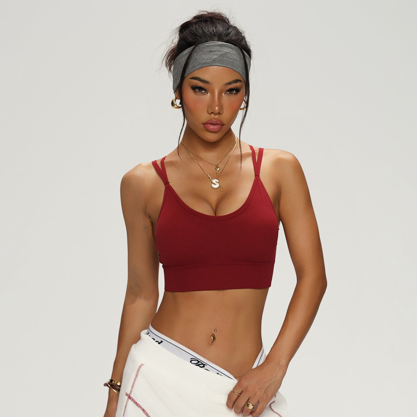 Gekruiste rug sportbeha met schouderbandjes