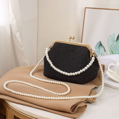 Mini shell-shaped jewelry charm handbag made