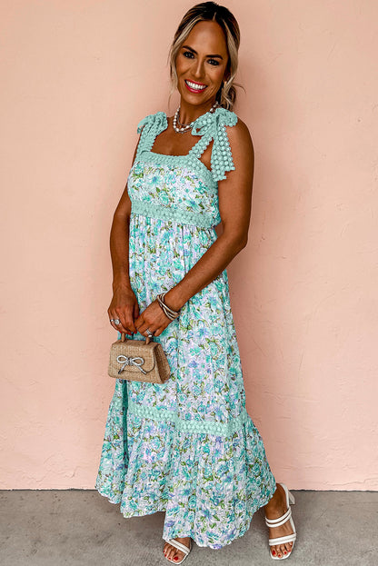 Maxi-jurk met bloemenkant strikbandjes en empiretaille