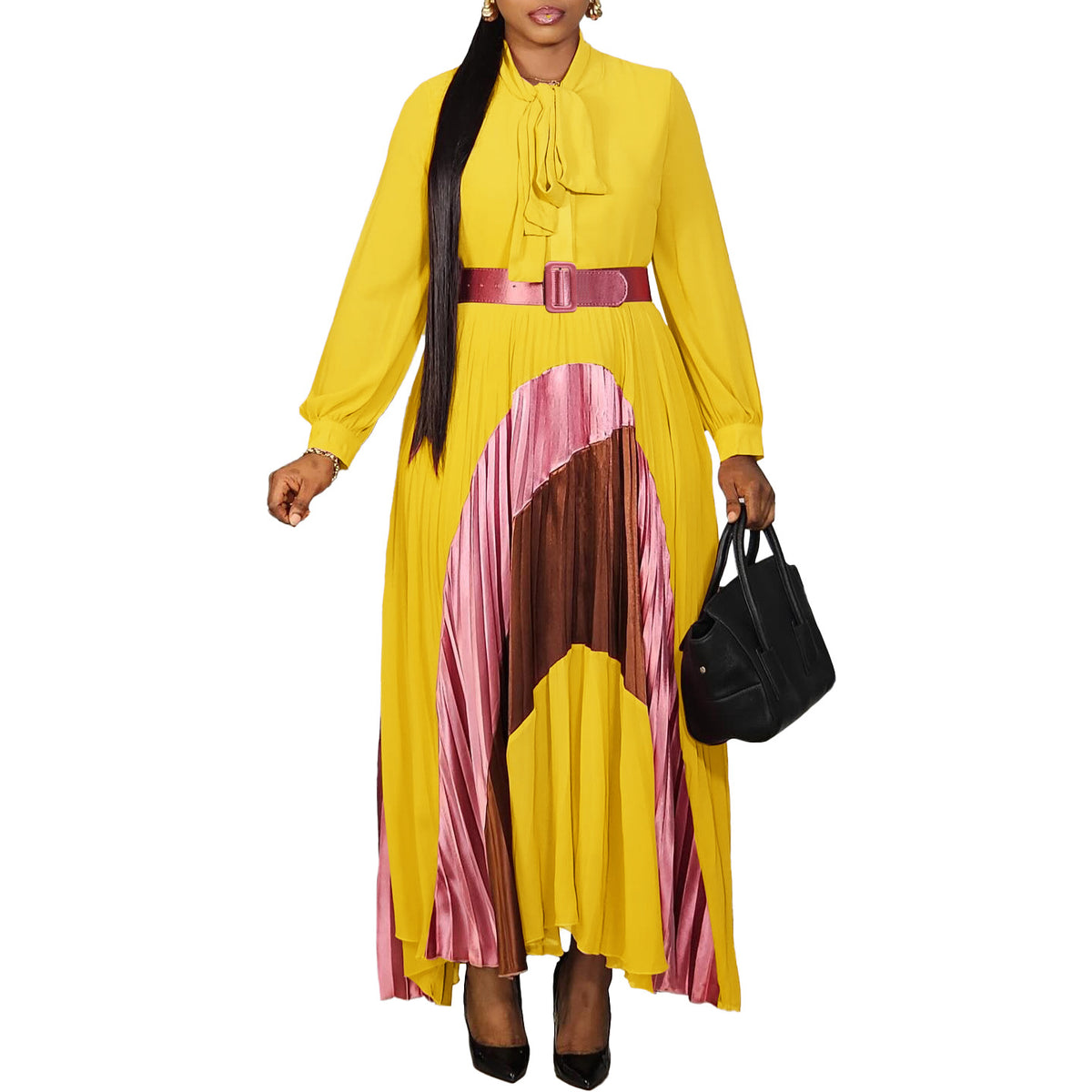 Elegant Pleated Dress with Belt