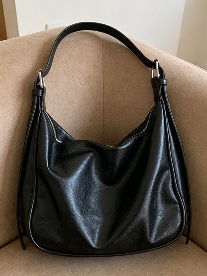 Retro fashion women's large capacity shoulder bag