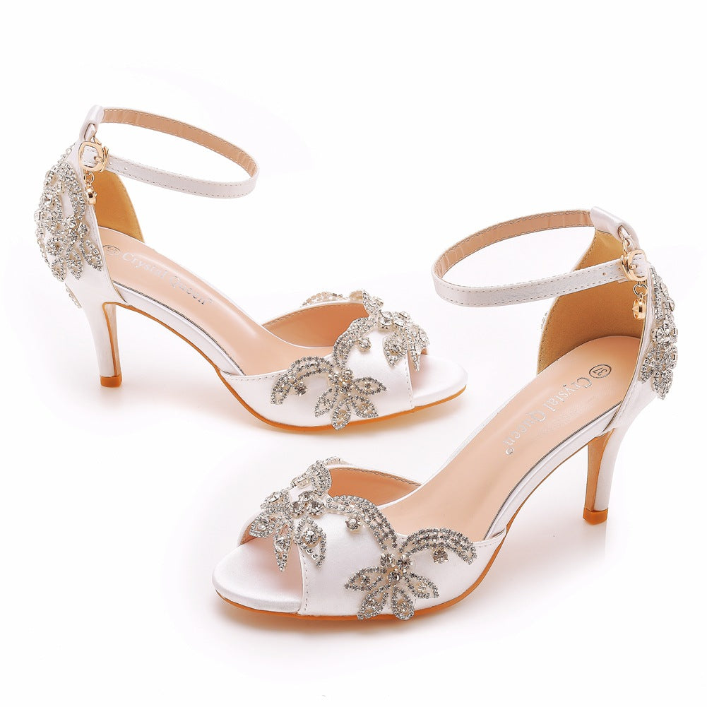 Stiletto sandalen met open neus en strasssteentjes