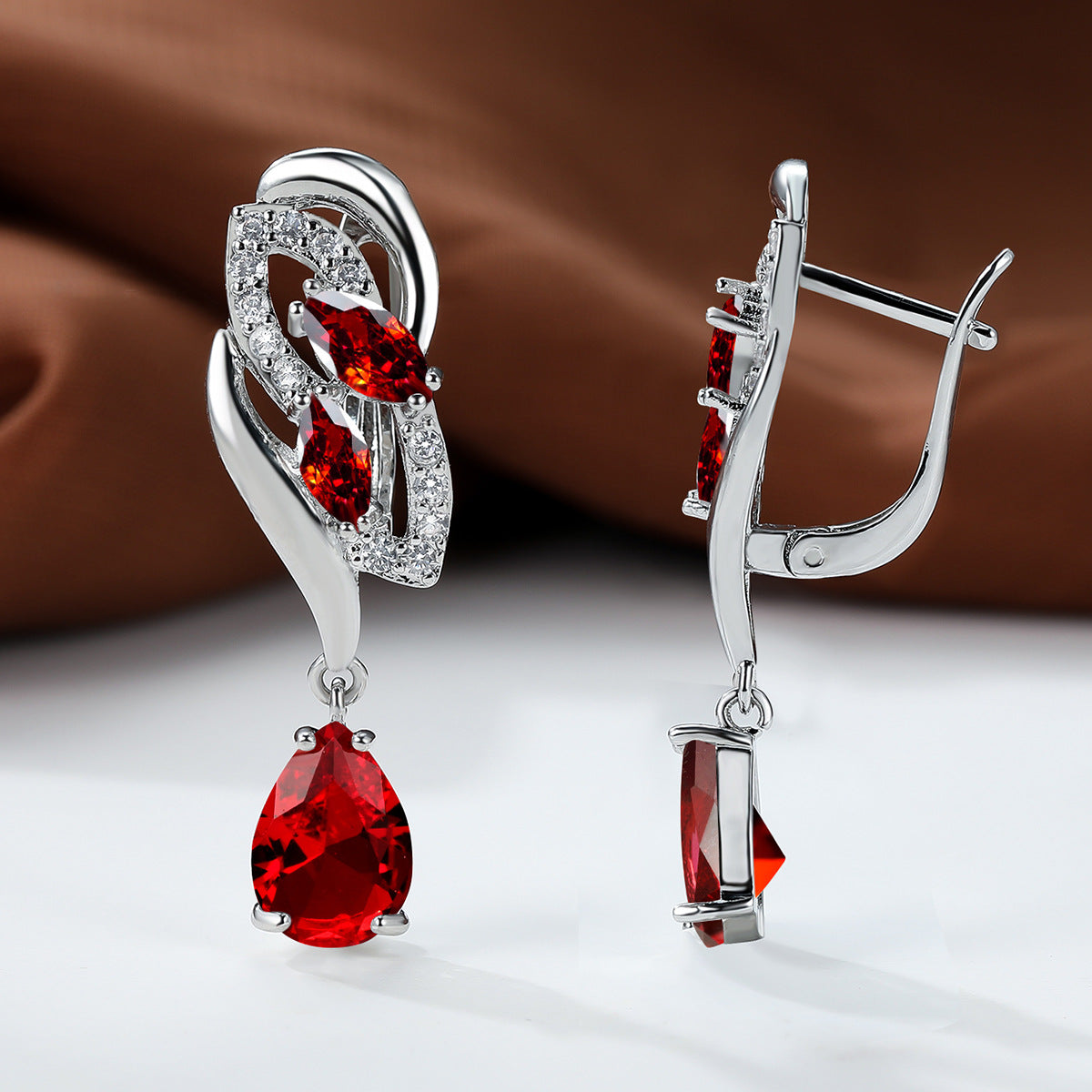High-End Accessible Luxury Ear Jewelry