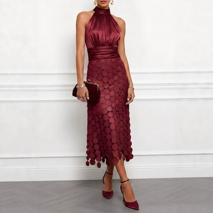 Mouwloze midi-jurk met hoge hals en patchwork