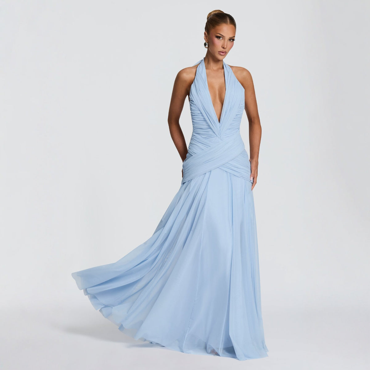 Halterjurk van chiffon met een rok van mesh