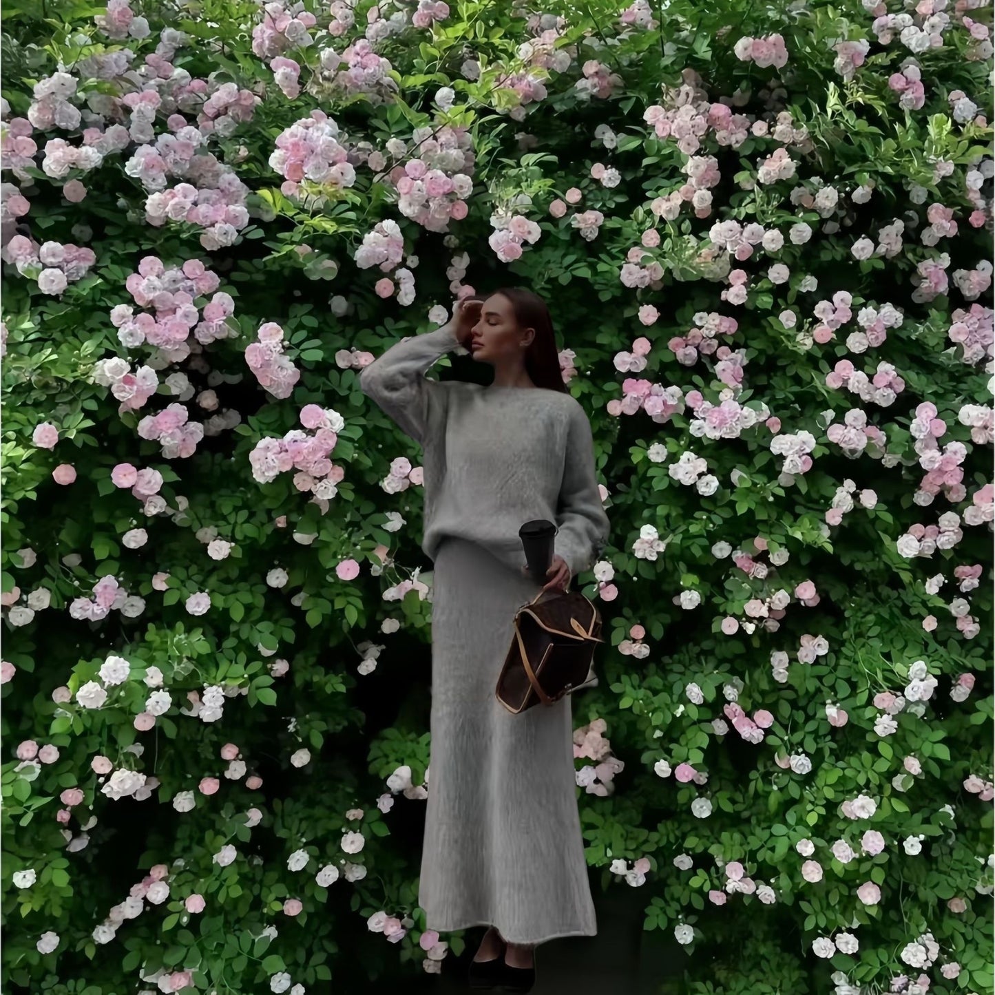 Eelegante gebreide V-hals trui of vest plus rok set