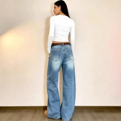 Casual denimbroek met modieuze wassing asymmetrisch ontwerp en rechte pijpen