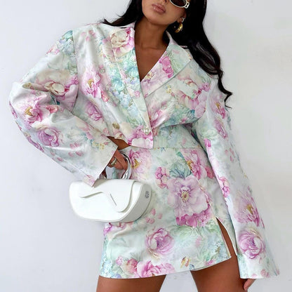 Oversized Korte Blazer En Skort Outfit