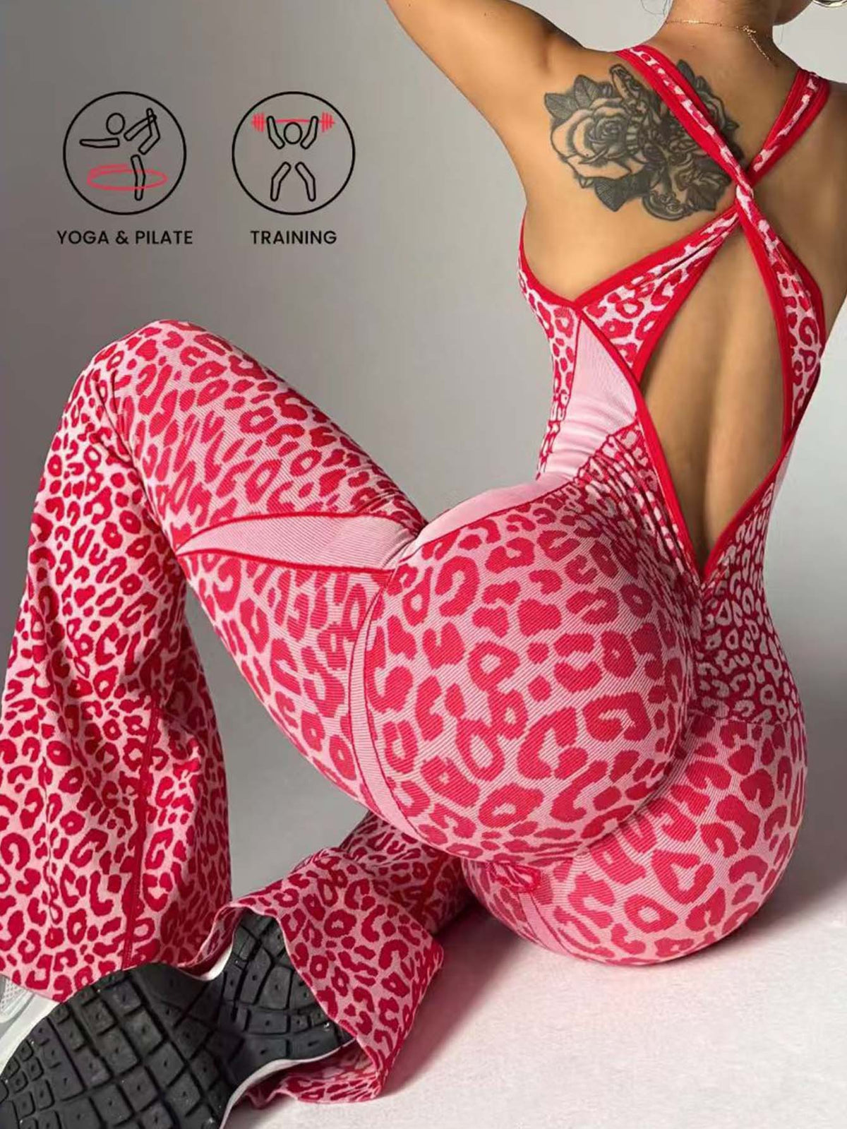 Seamless Leopard Print Yoga Suit