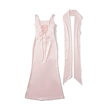 Lange mouwloze A-lijn avondjurk met baleinen en sjaal