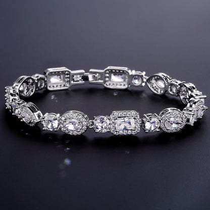 Elegant Pearl and Zircon Bracelet for Women