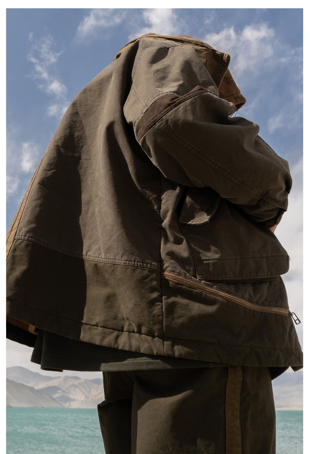 Silhouet splitst gewassen oude katoenen heren jas