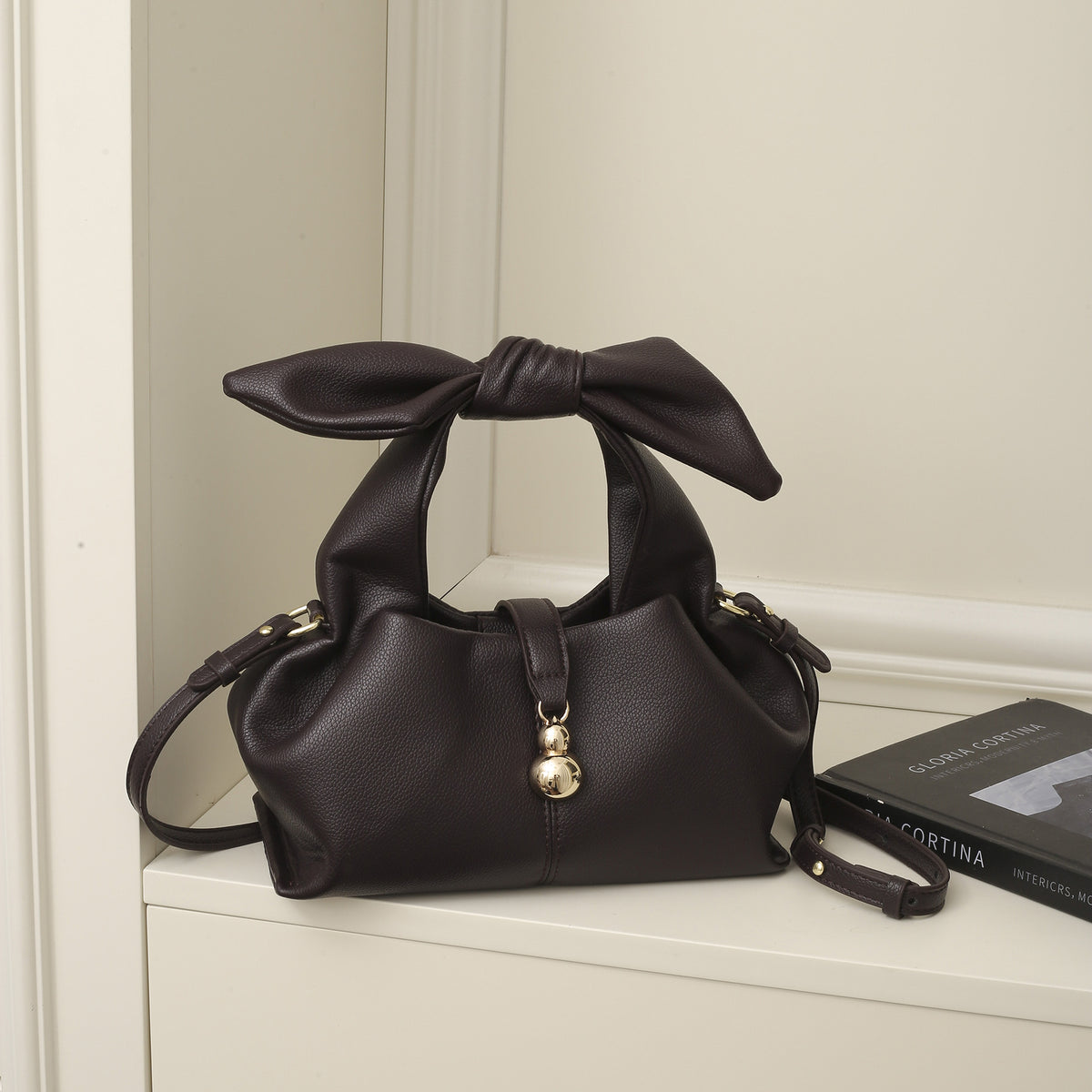 Lychee-pattern handbag