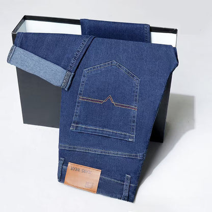 Men?s mid-rise stretch denim trousers
