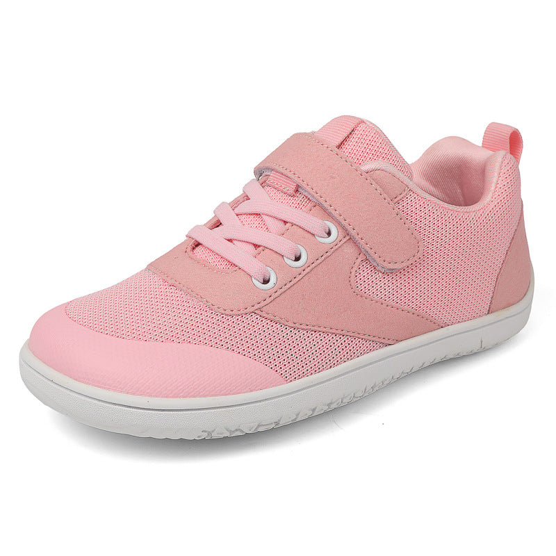Children's athletic shoes