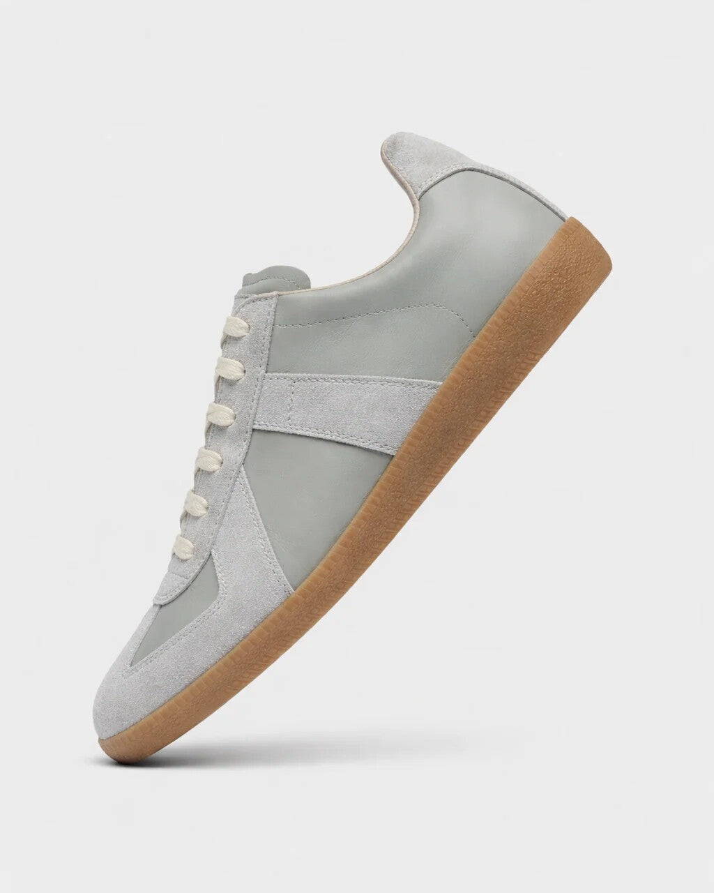 Classic Retro Sneakers for Men Women 2025 New Trainers