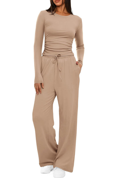 Long sleeved solid color suit