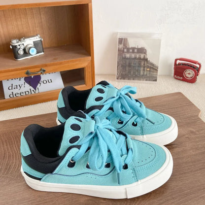 Contrasterende unisex sneakers met ronde neus