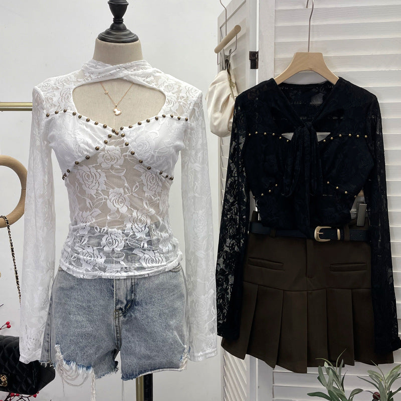 Hollow out long sleeved top
