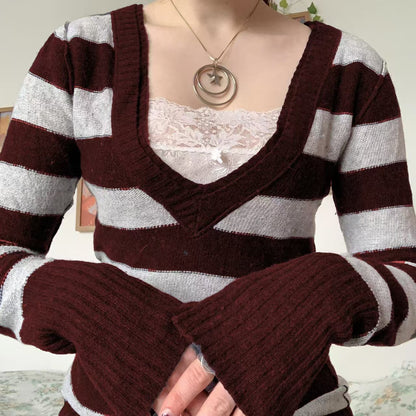 Retro Striped V-Neck Slim Sweater