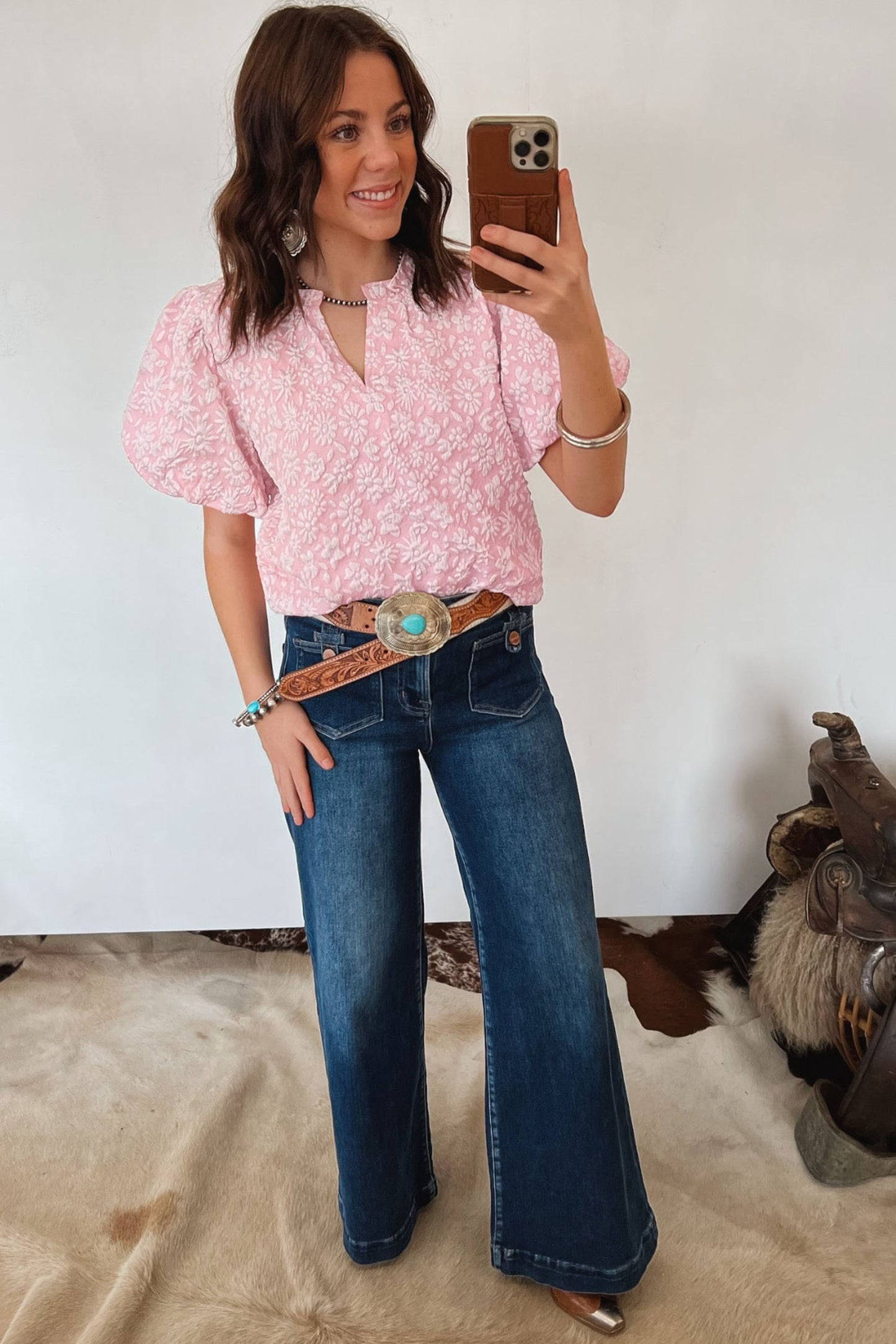 Blouse met pofmouwen en bloemenprint in abrikoosroze jacquardstof