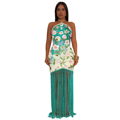 Stijlvolle bedrukte mouwloze rugloze nauwsluitende maxi-jurk met franjes
