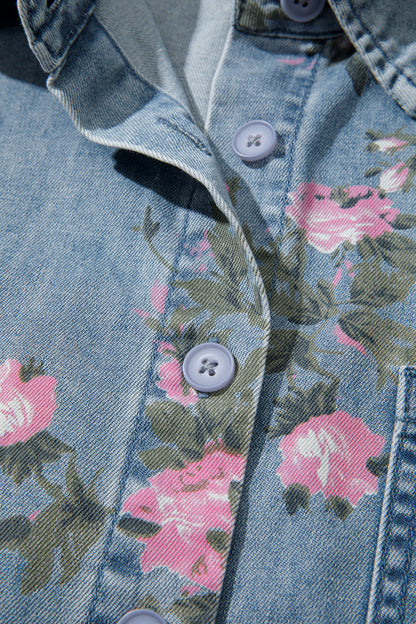 Blauwe denim overhemd met armbandmouwen en bloemenprint