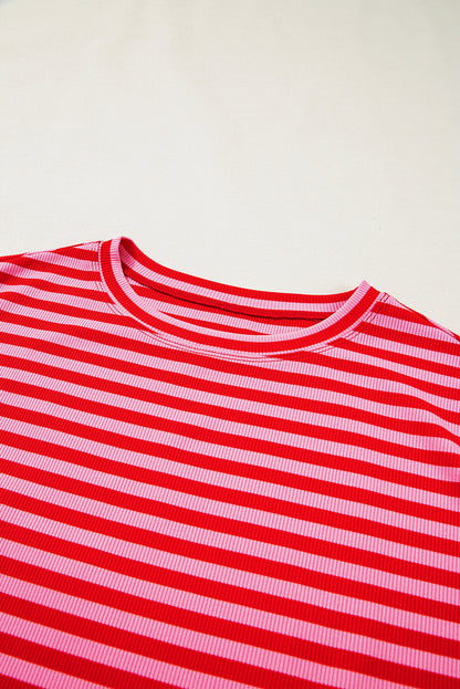 Gestreepte T-shirt met ribboord korte mouwen en ronde hals
